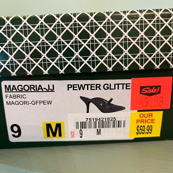 Gorgeous Fancy J Renee Cinderella Shoes! - Picture 11 of 12